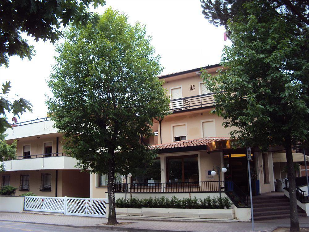 מונטה קטיני טרמה Vintage Hotel מראה חיצוני תמונה