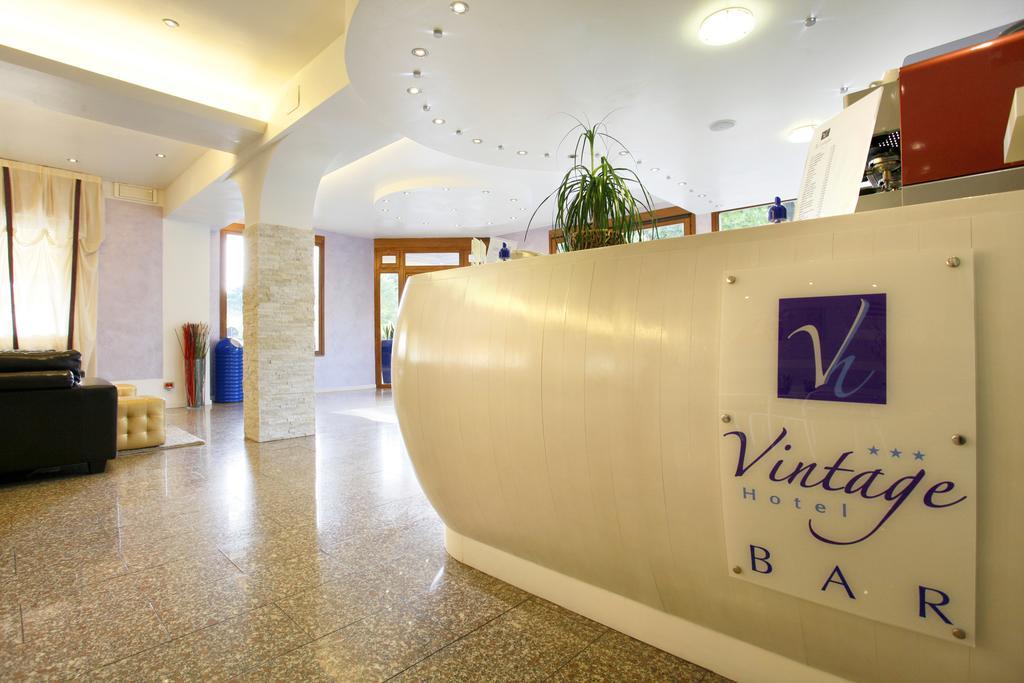 מונטה קטיני טרמה Vintage Hotel מראה חיצוני תמונה