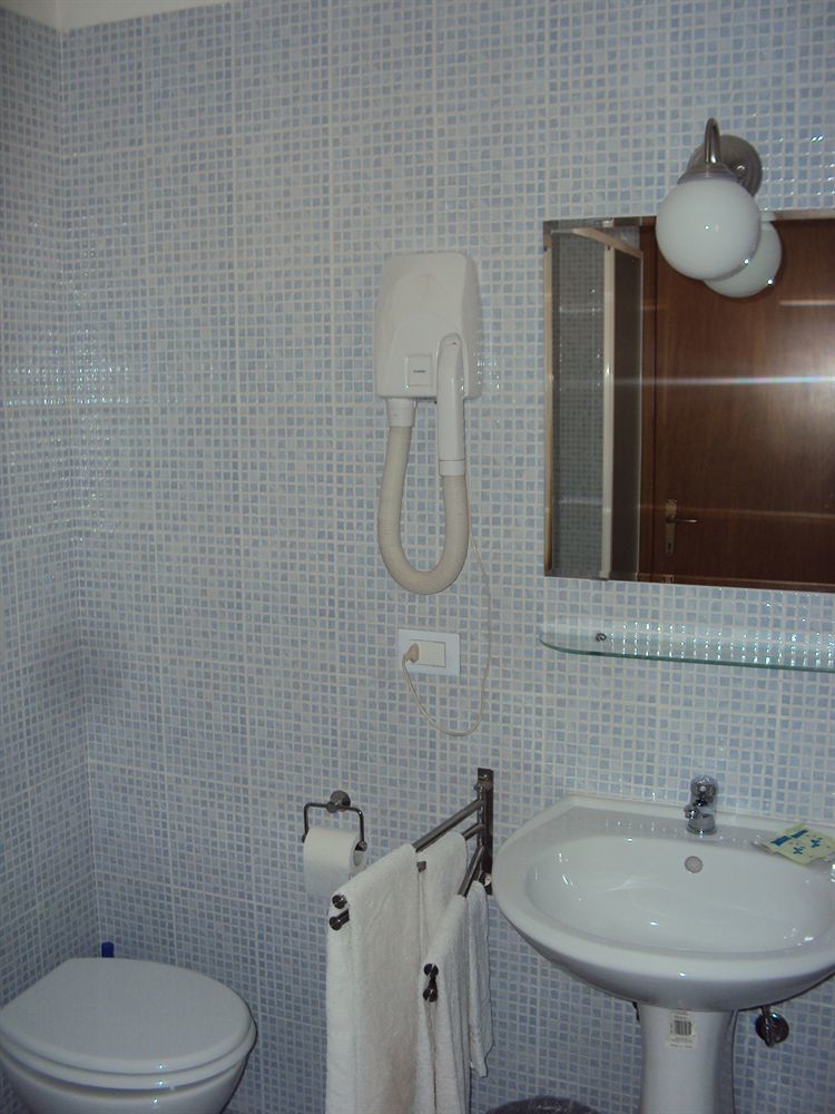 מונטה קטיני טרמה Vintage Hotel מראה חיצוני תמונה