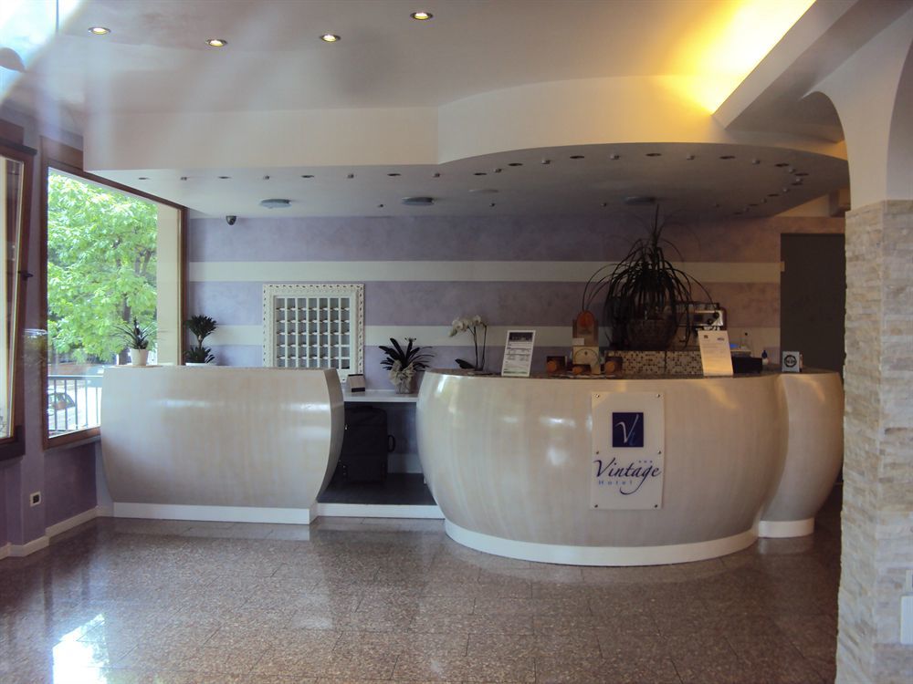 מונטה קטיני טרמה Vintage Hotel מראה חיצוני תמונה